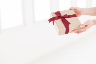 サプライズはもう古い！必ず喜ばれるプレゼント～選びの極意