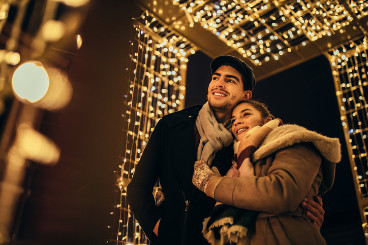 カップルらしいことをしたいのに（写真:iStock）