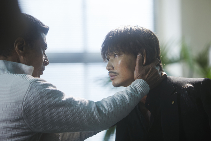 （C）2021『ヤクザと家族 The Family』製作委員会