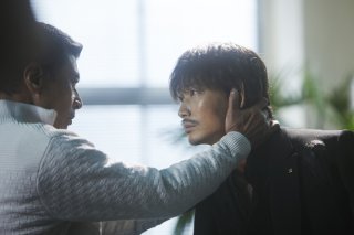 “神俳優”綾野剛主演作「ヤクザと家族」ラストが切なすぎる！