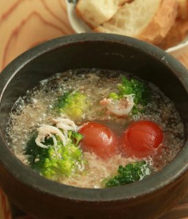 「しらすとたらこのアヒージョ」締めにオイルをご飯にかけて