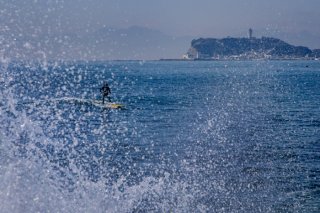 波の向こうの幸福 2021.2.25（木）