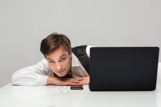 コロナ禍に元カノに連絡してしまう男性の心理を分析してみた