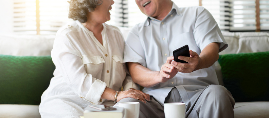 老後をだれかと過ごせる幸せ（写真:iStock）