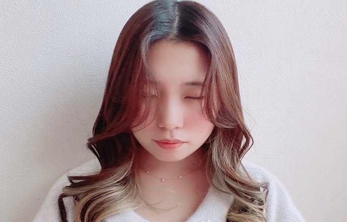 大人っぽくもガーリーにも