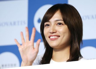 川口春奈の料理動画が話題 人気の秘密は「ガサツさ」にあり