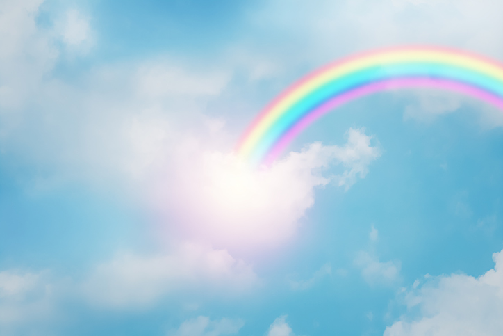 「天」と「虹」（写真:iStock）