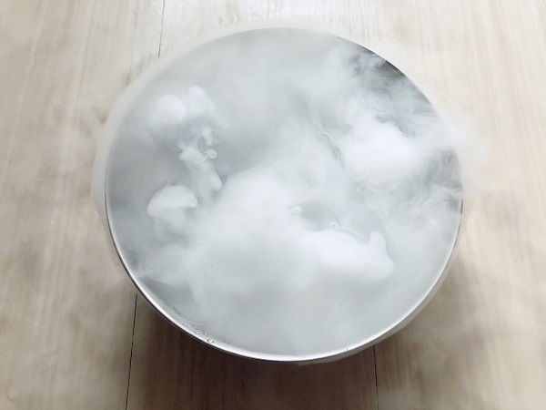 ※喚起には十分注意してください（C）コクハク