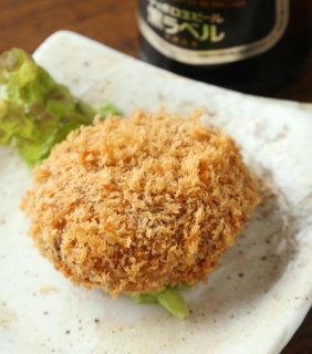 ビールのおつまみに最高！「肉ジャガのスパイシーコロッケ」