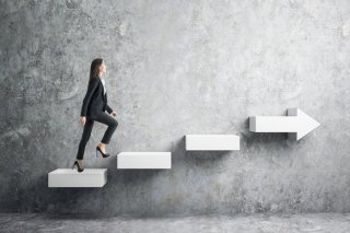 結婚している人とはまた違う課題が（写真:iStock）