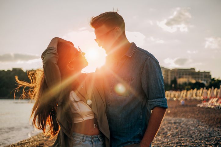 ときめいたらすぐ付き合うはNG（写真:iStock）