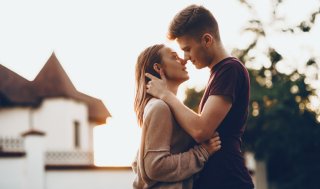 キスは何回目のデートで？最適なタイミング＆男性のサイン♡