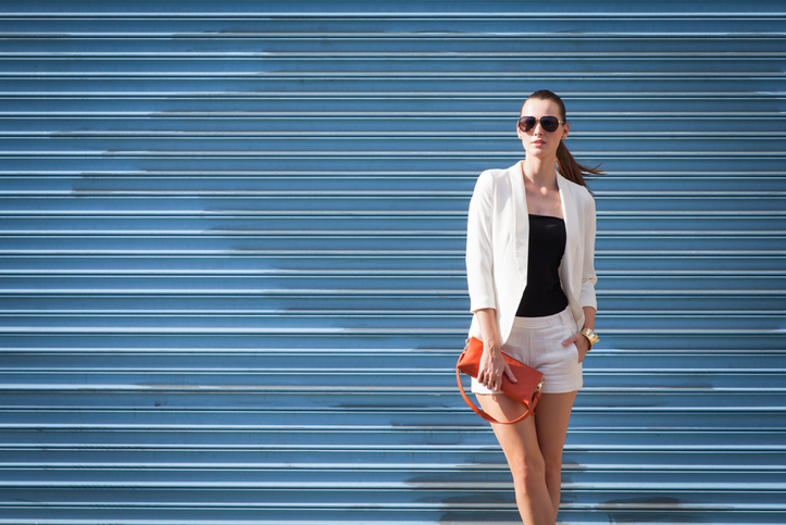 美姿勢は若見えに必須！（写真:iStock）