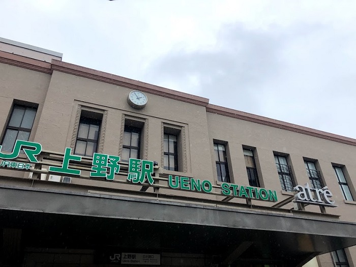 雨の上野は寒かった（C）コクハク