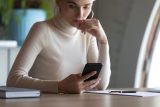 厄介な義母の対応を丸投げ…夫に不信感を募らせる妻の苛立ち