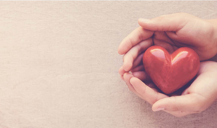 見返りのなく誰かを助ける（写真:iStock）