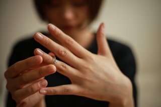 結婚後に性格が豹変！“釣った魚に餌をやらない”男の見極め方