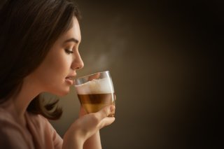 “ラテ系メイク”ってなに？ 3つの魅力＆綺麗に仕上げるコツ♡