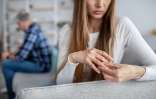 ぞぞっ！パートナーが“DV男”かどうかを見抜く質問と禁句の話