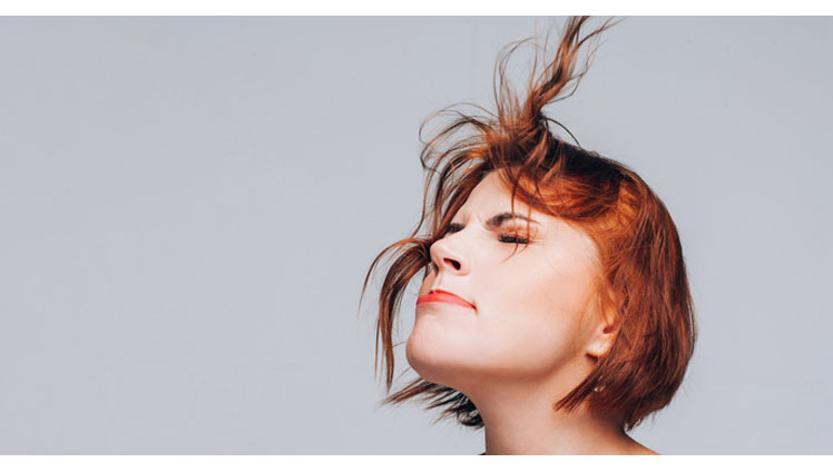 前髪が決まらない！（写真:iStock）