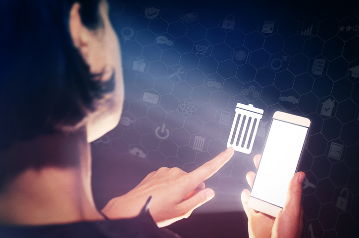 さようなら（写真:iStock）