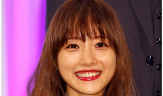 石原さとみの不動の“モテリップ”を叶えるプチプラコスメ3選♡