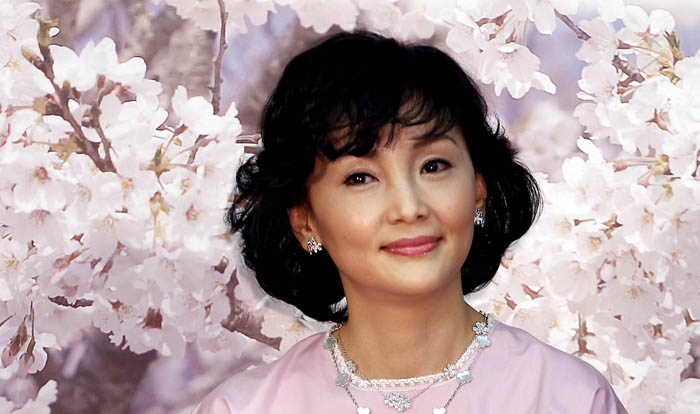 南果歩さんも出演予定（C）日刊ゲンダイ