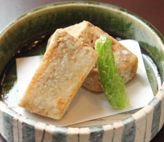 甘くて香ばしい「海老芋の唐揚げ」思わず笑みがこぼれます