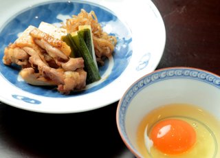 「鶏すき焼きの黄金比のたれ」コクとうま味の秘密はザラメ