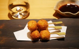 「東京コロッケ」揚げたてのジャガイモはホックホクで熱々！