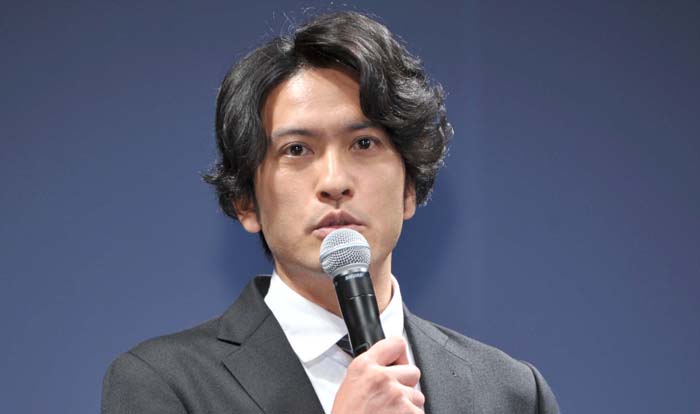 木村ラジオ番組で事務所をプリズンと表現した長瀬（画像）。岡本出演回でも問題エピソードが語られていた…？／（C）日刊ゲンダイ