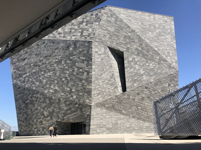 設計は世界的建築家・隈研吾氏（C）コクハク