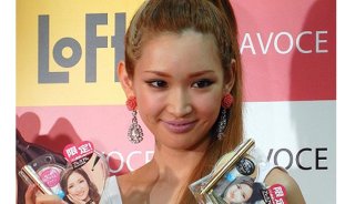 紗栄子風"ふんわりいい香りがしそう”な女を目指す3アイテム