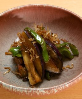 毎日食べたい味「ナスとピーマンとじゃこのショウガ炒め」