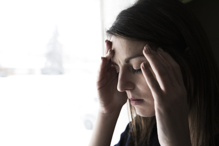 自分が情けない（写真:iStock）