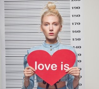 彼女がいる人を略奪愛したその後とは？ 続かない理由＆対処法