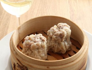 肉汁が口にジュワーッと…「肉焼売」焼売オン焼売のぜいたく