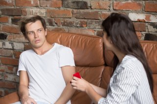 逆プロポーズをしたのに断られた…男性心理＆5つの対処方法