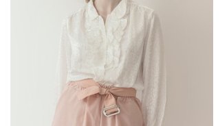 フェミニン系で大人可愛く♡3つの特徴＆コーデのポイント♪