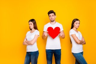 二股から本命になるには？男性心理＆選ばれる女性の特徴3つ