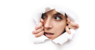 鬼ピンチ！仕事の嘘がバレた時どうする？ 4つの影響＆対策法