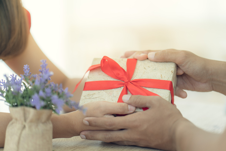 感染が落ち着いてから渡すのも◎（写真:iStock）