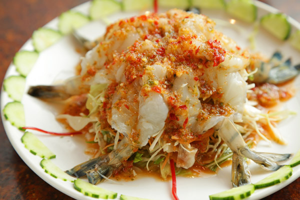 合う酒＝カシスソーダなど（Ｃ）コクハク