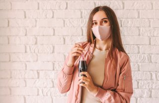 女は目元が命！マスク着用中でも可愛く見えるメイクテク6つ