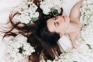 浅い挿入だけでも未知の快感♡ 自分の性感帯を見つけてみて