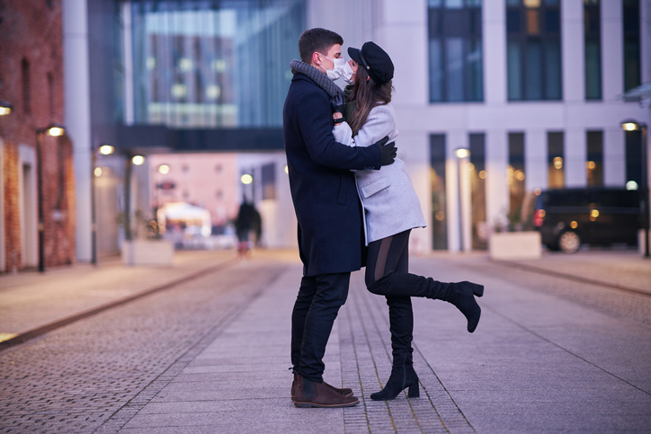 近場だから会いやすい♡（写真:iStock）