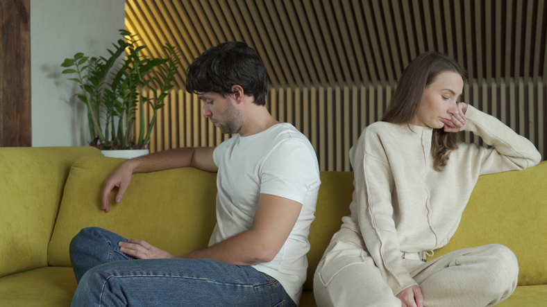 話し合いせずあっさりと離婚（写真:iStock）