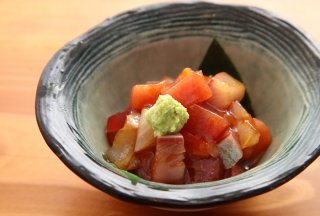 「鯛と鮪と鰤の黄身醤油漬け」刺し身が劇的変化するプロの技