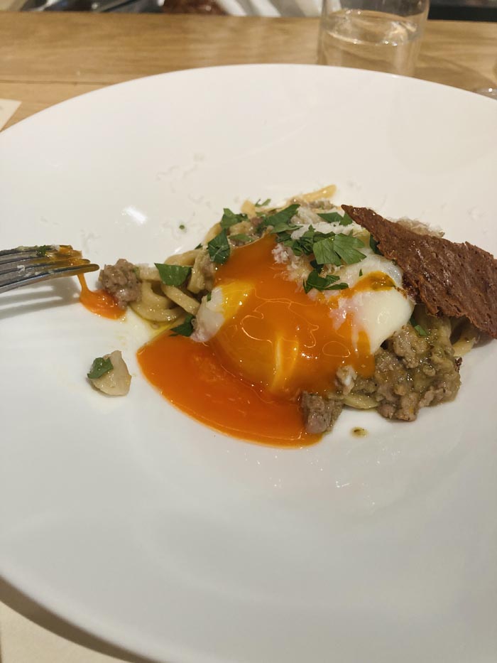 温泉卵にも「味ぽん」を使用してるなんて（C）日刊ゲンダイ