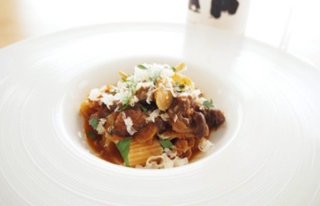 「牛肉と牛蒡のラグー ショートパスタ和え」うま味とコク！